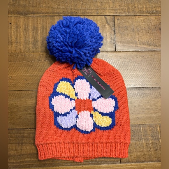 No Boundaries Daisy Beanie - Picture 2 of 3